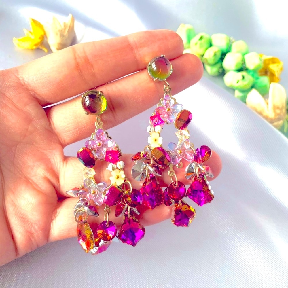 ◾️Luxury Burgundy Crystal Earrings